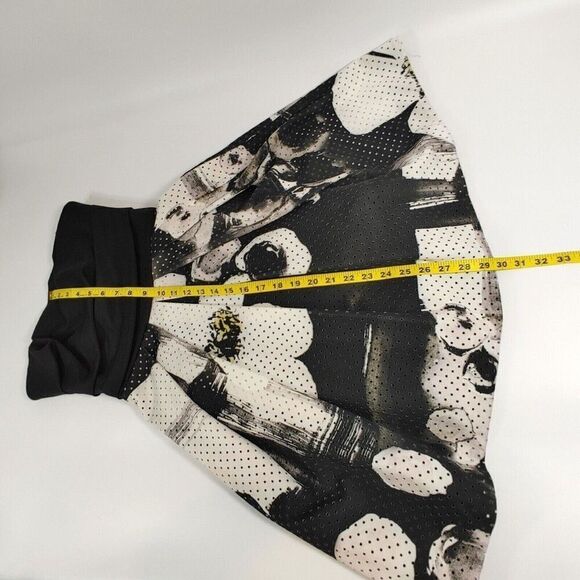 Trina Turk Strapless Dress 2 Black Floral Puff Tulle Laser Cut Whimsigoth Hoco - Picture 16 of 16